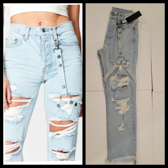🆕️Carmar Emelia Harness Distress Jean